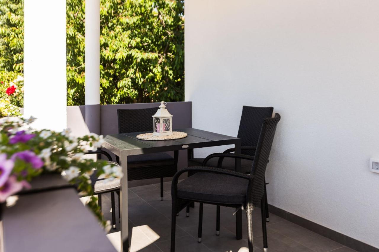 Petra Modern With Free Parking And Bbq