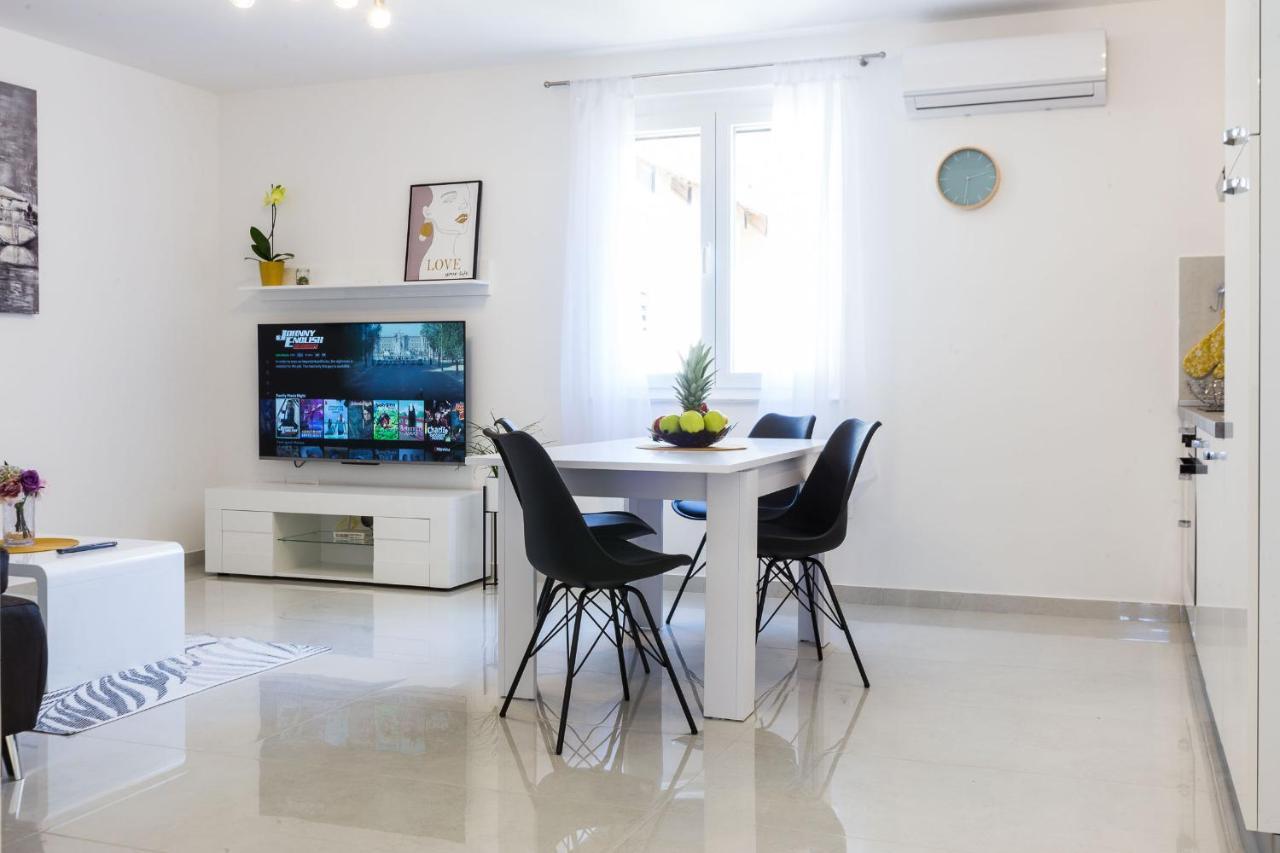 Apartament Petra Modern With Free Parking And Bbq *